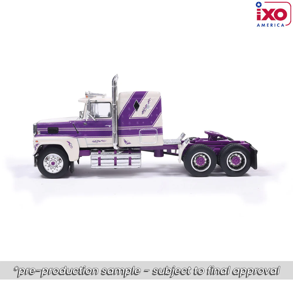 PRE-ORDER 1978 Ford LTL-9000 - Purple and Cream Diecast 1:64 Scale Model - IXO U64TR033 - Image 3