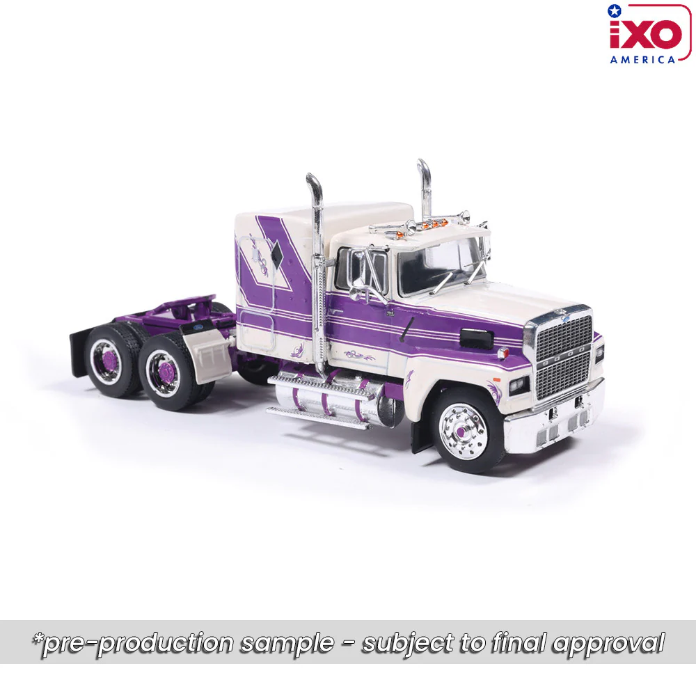 PRE-ORDER 1978 Ford LTL-9000 - Purple and Cream Diecast 1:64 Scale Model - IXO U64TR033 - Image 6