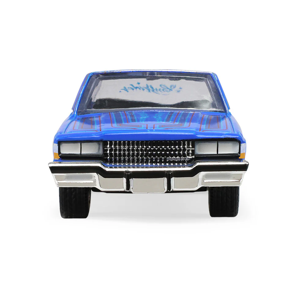 PRE-ORDER 1986 Chevrolet Caprice - Lowriders - Electric Blue – Sergio Rocha Collaboration Diecast 1:64 Scale Model - Greenlight 30598 - Image 4