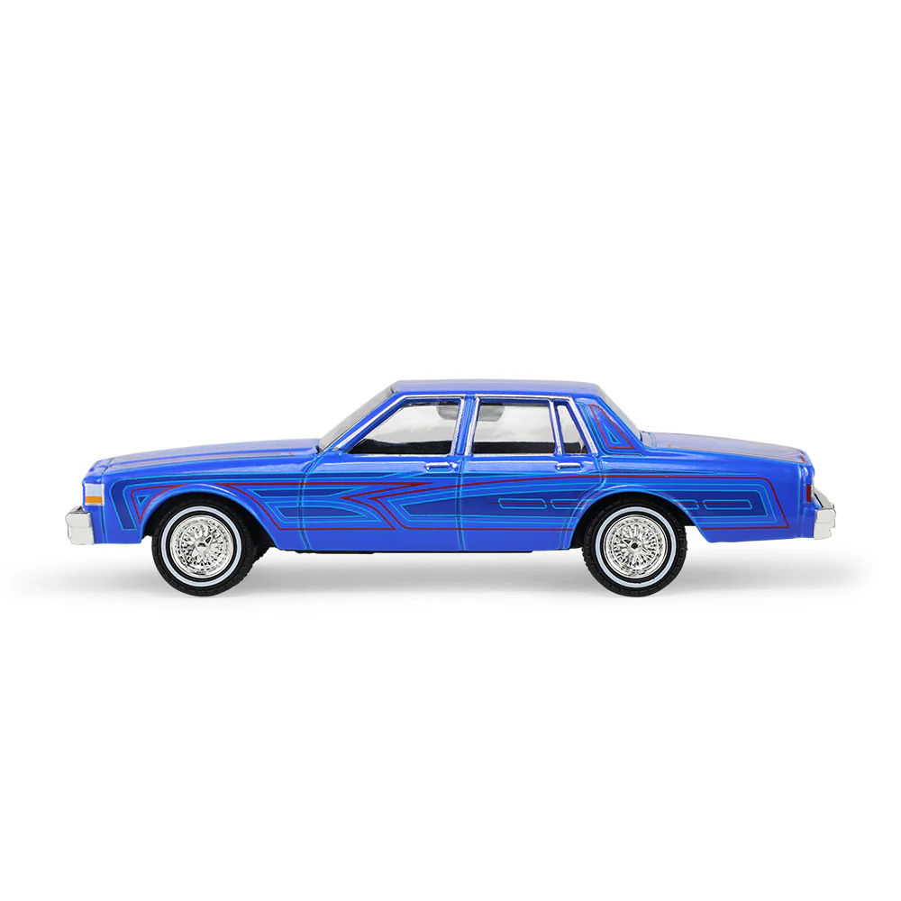 PRE-ORDER 1986 Chevrolet Caprice - Lowriders - Electric Blue – Sergio Rocha Collaboration Diecast 1:64 Scale Model - Greenlight 30598 - Image 6