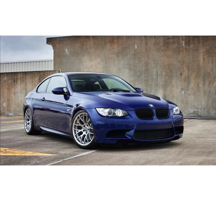 PRE-ORDER 2007 BMW M92 M3 Interlagos Blue Metallic Diecast 1:43 Scale Model - Solido S4319301 - Image 2