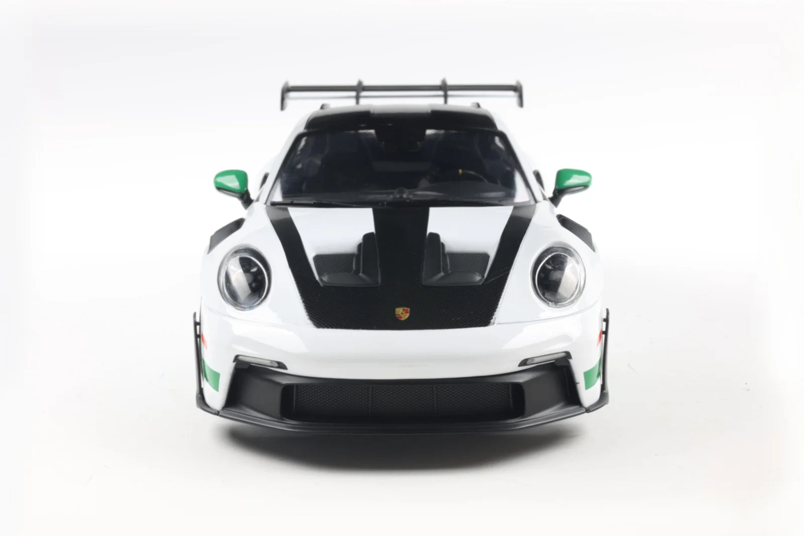 PRE-ORDER 2024 2024 Porsche 911 GT3 RS - Tribute to Carrera RS Package White Diecast 1:18 Scale Model - Solido S1812107 - Image 8