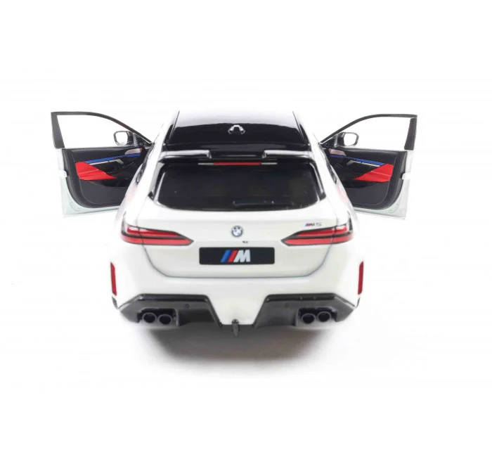 PRE-ORDER 2025 BMW M5 Touring Alpine White Diecast 1:18 Scale Model - Solido S1814802 - Image 2