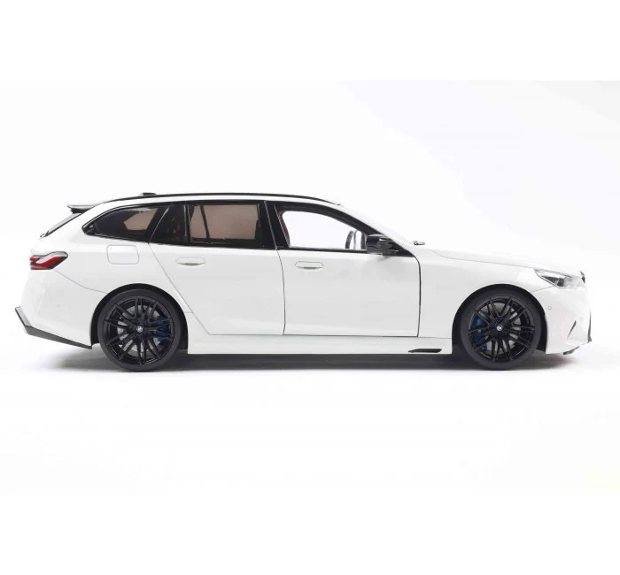 PRE-ORDER 2025 BMW M5 Touring Alpine White Diecast 1:18 Scale Model - Solido S1814802 - Image 7