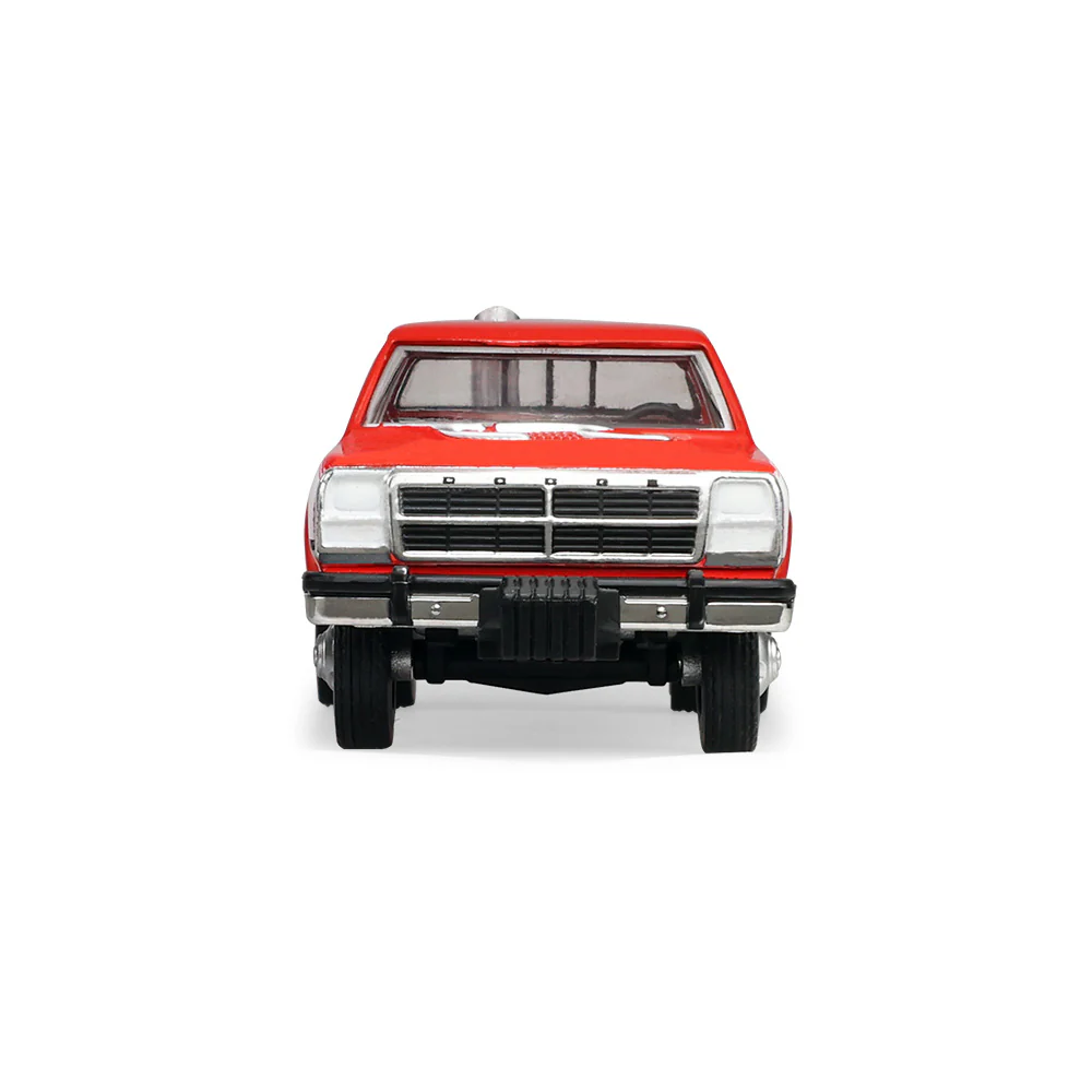 PRE-ORDER - 48 PACK 1993 Dodge Ram D350 Dually - Red and White w/ Exhaust + Bumper Weights (Dually Drivers Series 17) Diecast 1:64 Scale Model - Greenlight 46170C - Image 5