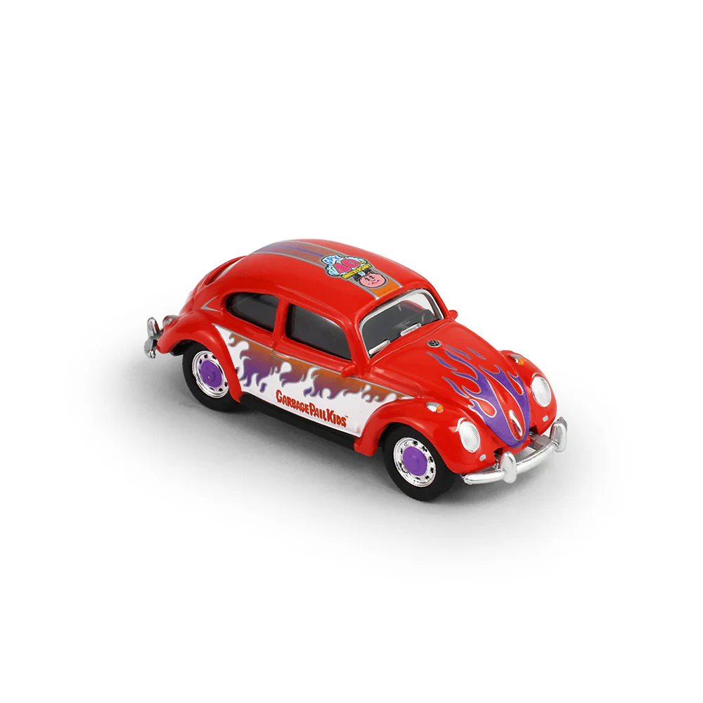 PRE-ORDER Classic Volkswagen Beetle - Lily No Problema (Garbage Pail Kids Series 9 - 40th Anniversary) Diecast 1:64 Scale Model - Greenlight 54130E - Image 3