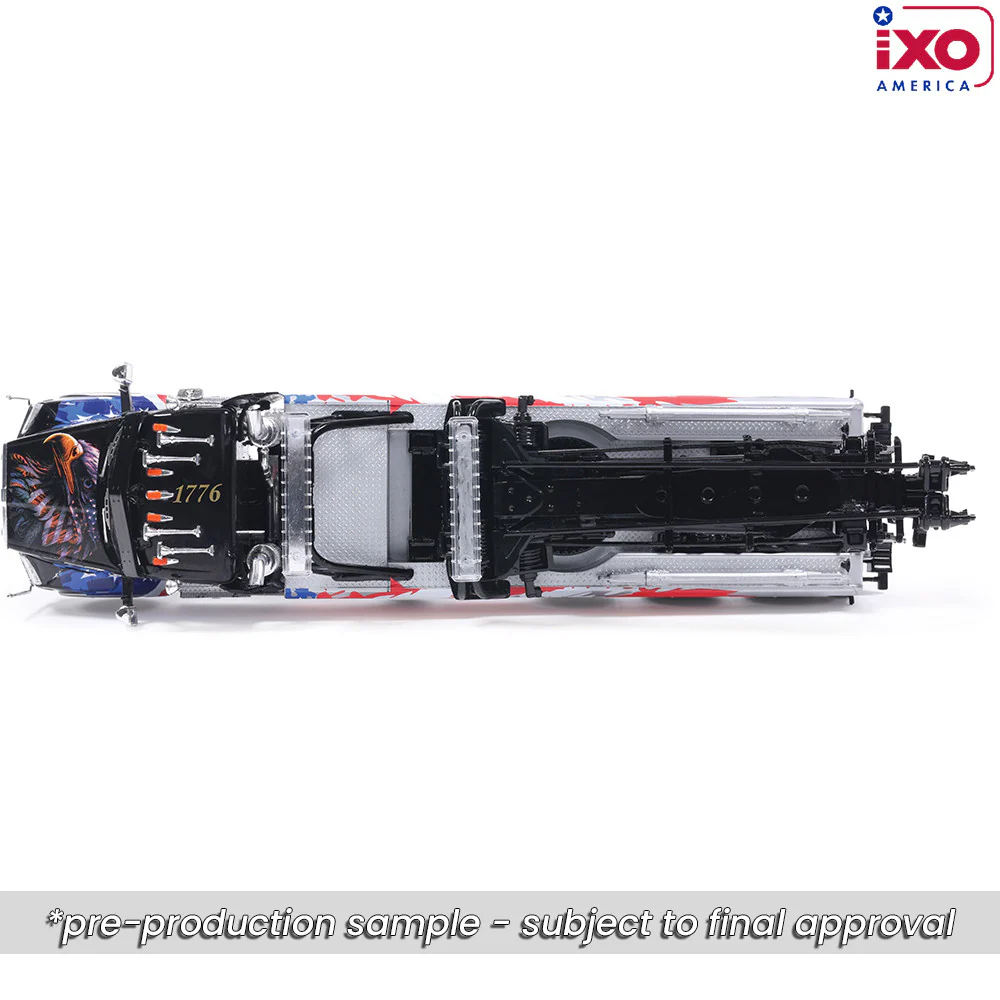 PRE-ORDER Kenworth T880 Wrecker - Black w/ American Flag Diecast 1:43 Scale Model - IXO U43TTR003 - Image 2