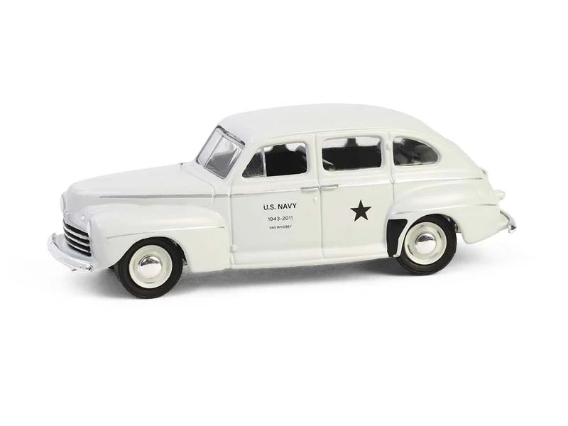 1946 Ford Fordor Super Deluxe (Battalion 64 Series 5) Diecast 1:64 Scale Model - Greenlight 61050C