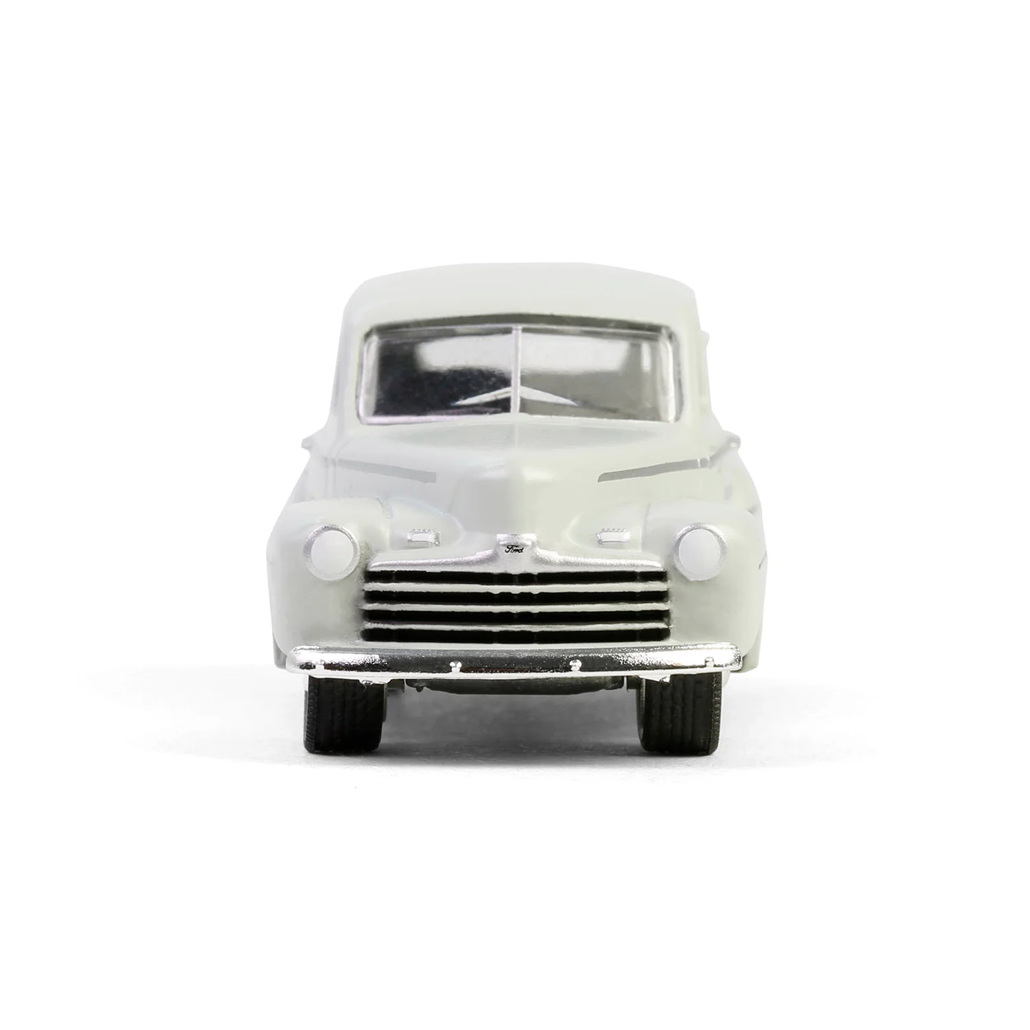 1946 Ford Fordor Super Deluxe (Battalion 64 Series 5) Diecast 1:64 Scale Model - Greenlight 61050C - Image 8