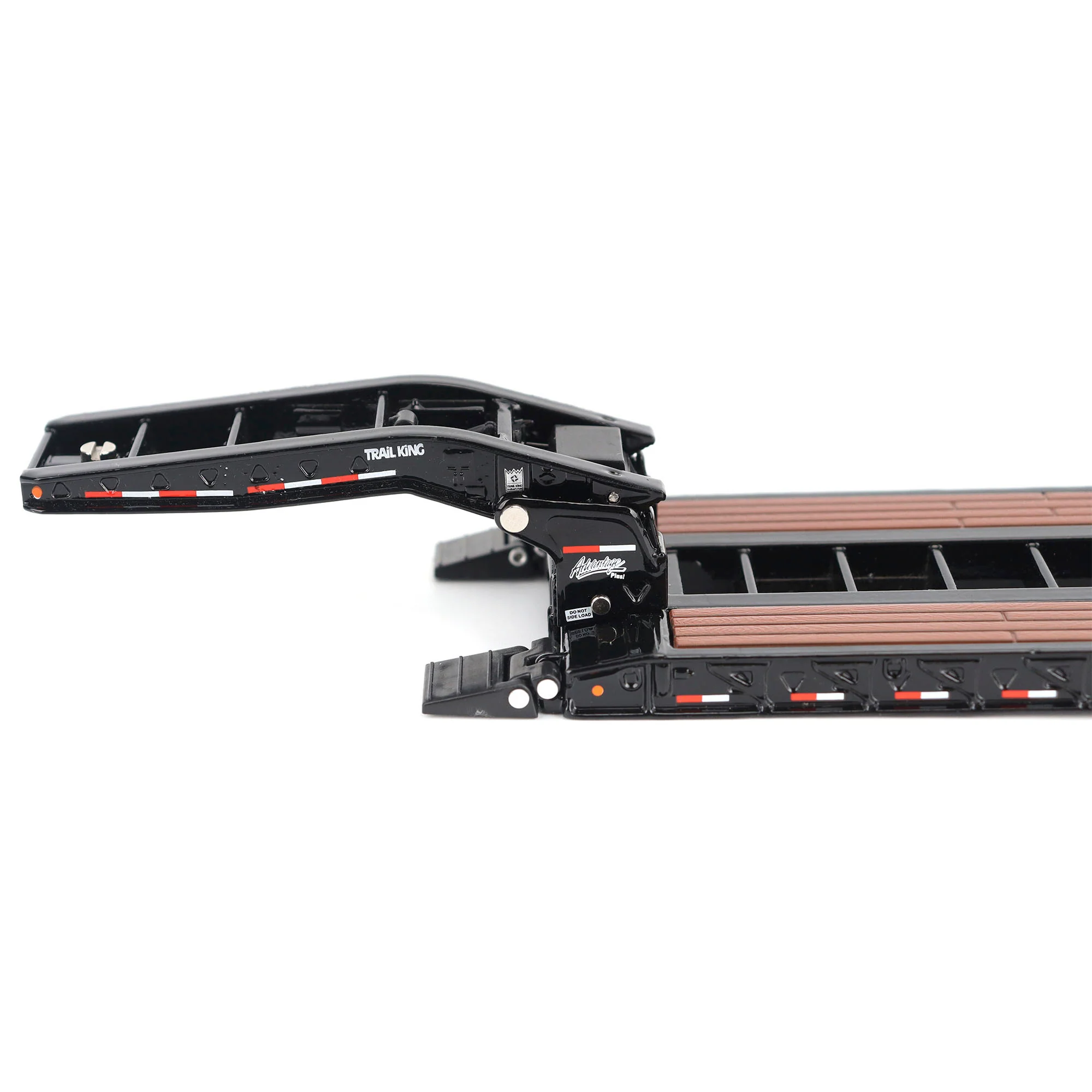 Trail King TK120 Hydraulic Detachable Gooseneck Lowboy Trailer - Black (Transport Series) Diecast 1:50 Scale Model - Diecast Masters 71136 - Image 3